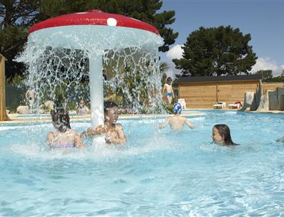 Piscine chauffee - Camping kostarmor