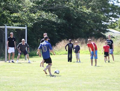 Match de foot au camping Kost Ar Moor a Fouesnant 
