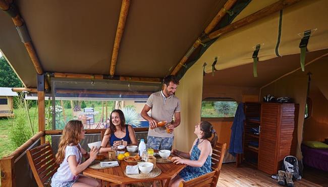 camping kost-ar-moor - terrasse tente safari