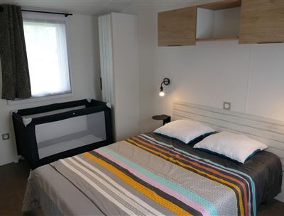 Chambre Principale mobil-home Handicapés Kost-Ar-Moor
